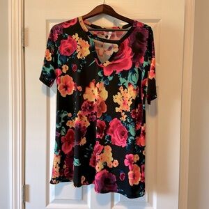 Floral tunic tee
